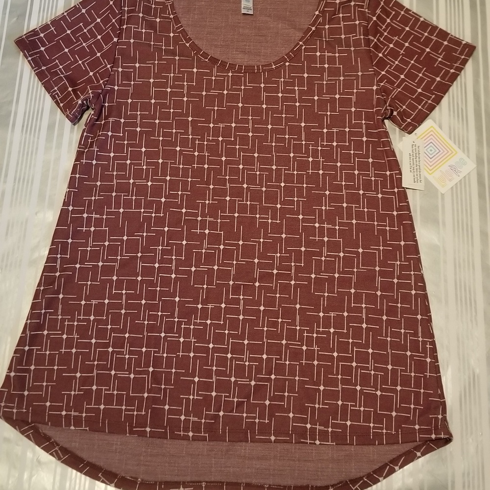 LulaRoe T-shirt
